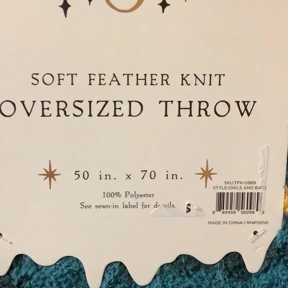 Witch Season Feather Knit Owl Throw🦉 - Picture 4 of 4